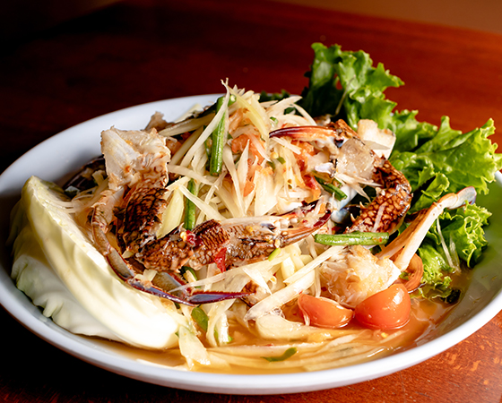 Image: Papaya Salad with Raw Crab